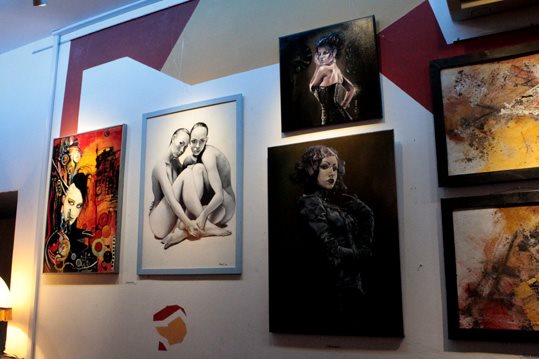 View larger image View larger image